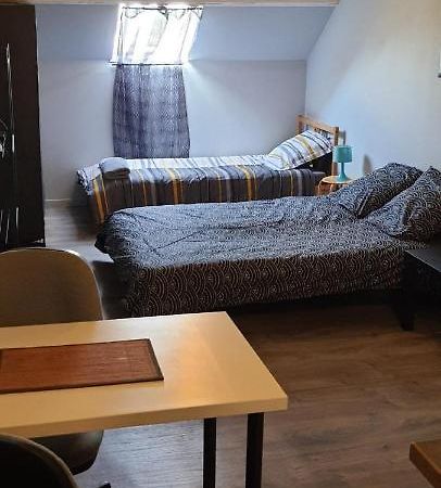 Studio Black Hazebrouck Luaran gambar